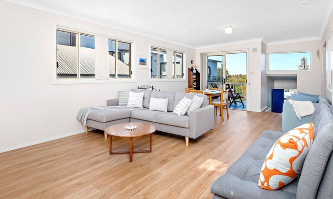Gerroa House | Cosy cottage by the sea