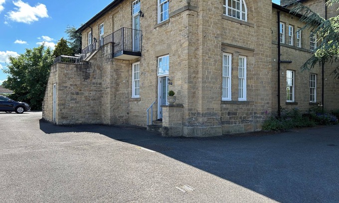 Bedale Apartment | Cosy Grade II Listed Apartment in Charming Bedale