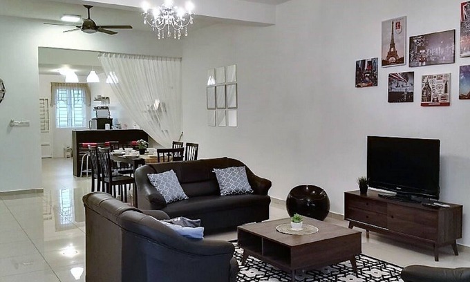Bandar Sri Sendayan House | Cosy Homestay near DTempat Sendayan