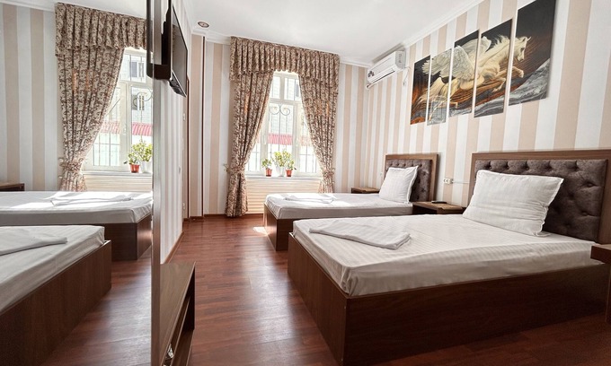 Samarkand Hotel | Cosy hotel rooms -5 minutes walking to iconic places Samarkand