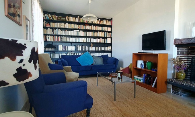 Agon-Coutainville House | Cosy house for 4 people with enclosed garden, open view 1 km from the sea