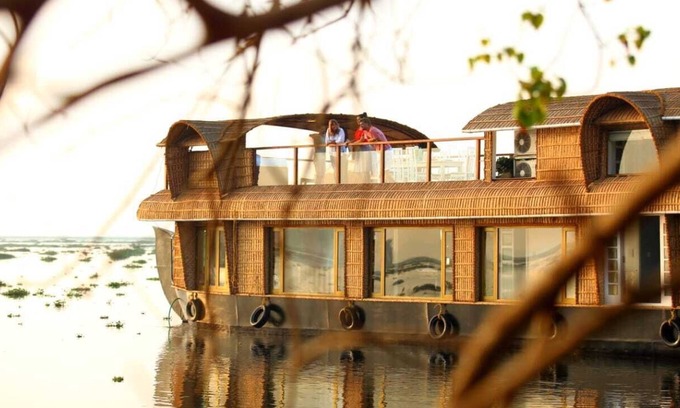 Alappuzha Boat Rental | Cosy Houseboats