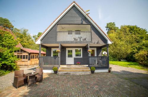 Bailieborough Ski Chalet | Cosy Lakeside Chalet With Option to add Private Hot Tub