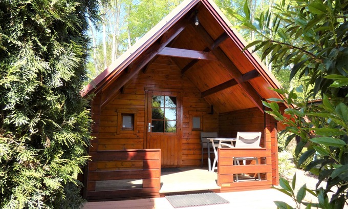 Marum Cabin | Cosy log cabin for rent against the forest edge on the border of Friesland/Groningen/Dr.