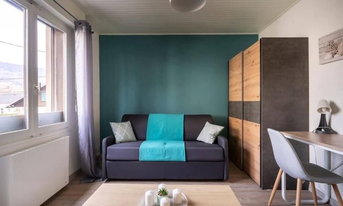 Cluses Apartment | Cosy studio near the center + free parking