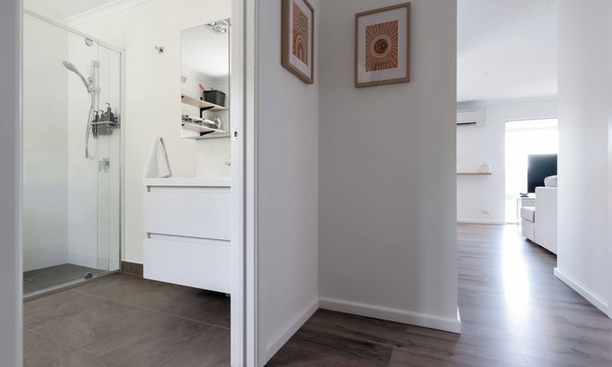 South Launceston House | Cosy & Sweet: Near the City, WiFi & Parking