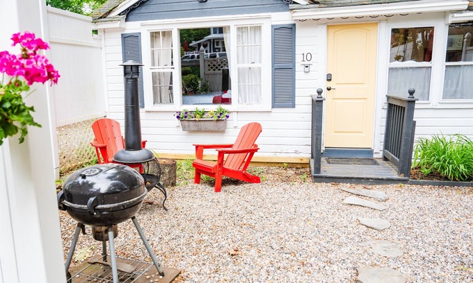 Wolfeboro Cottage | Cottage 10 - 1 Bedroom w/Loft/1 Bath