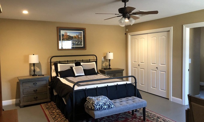 Fair Play Cottage | Cottage amongst the vines in the heart of Fair Play wine country