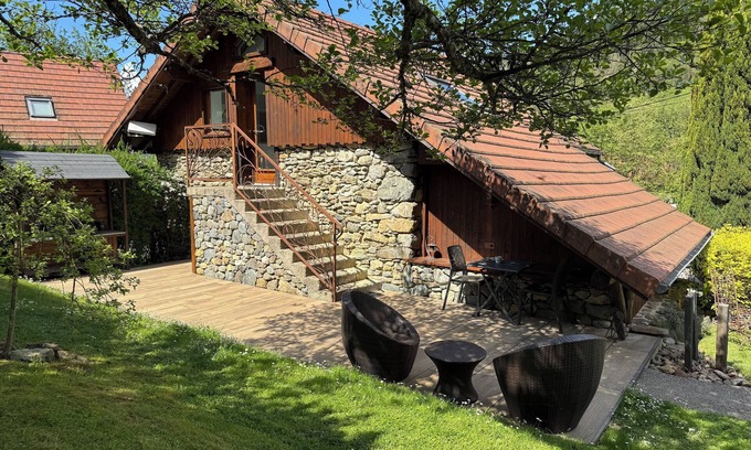 Saint-Mury-Monteymond Cottage | cottage balcony belledonne near Grenoble