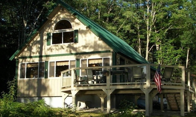 Franklin Cottage | Cottage by the Bay