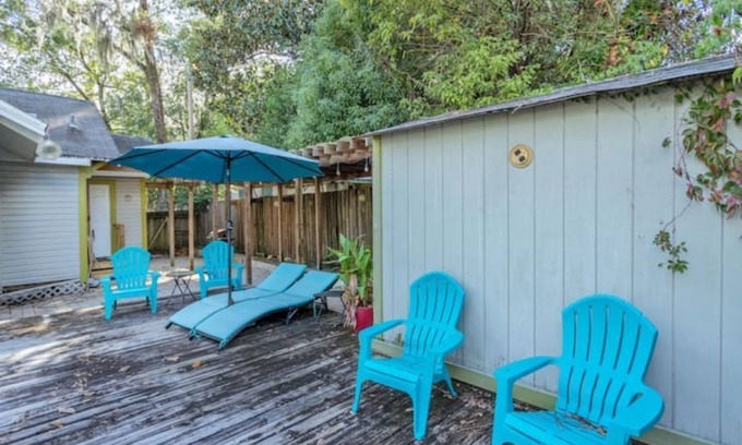 Duckpond House | Cottage close to downtown and biking trails