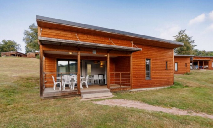 Saint-Remy-Sur-Durolle Cottage | Cottage Premium 2 Chambres 4 Personnes