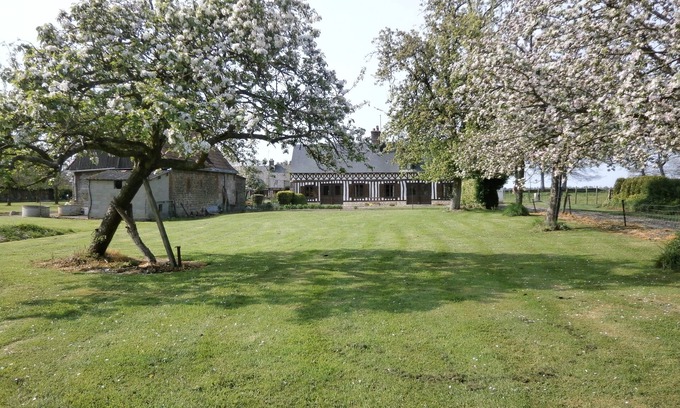 Saint-Riquier-es-Plains House | Cottage (Maison Normande) in the countryside 6Km from the Sea