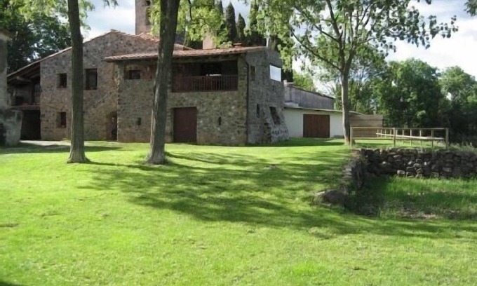 Olot Cottage | Cottage (full rental) Can Llorigó for 8 people