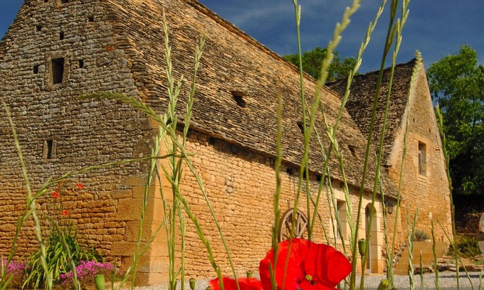 La Chapelle-Aubareil Villa | COTTAGE IN DORDOGNE WITH PRIVATE POOL BETWEEN SARLAT AND THE LASCAUX CAVE