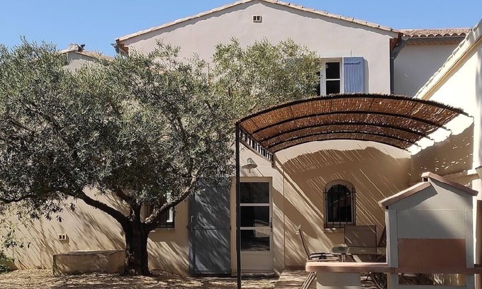 Boulbon Cottage | COTTAGE IN PROVENCE NEAR AVIGNON NOT OVERVIEW AIR CONDITIONED
