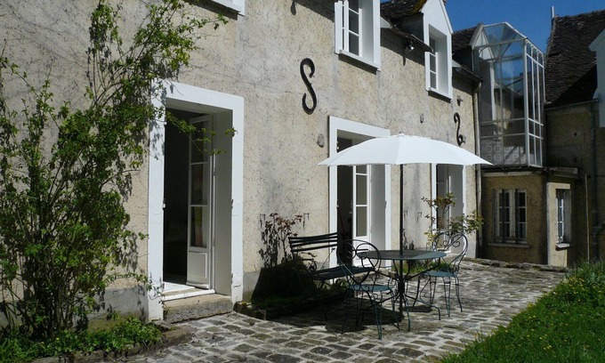 Dormelles House | Cottage in the Orvanne valley