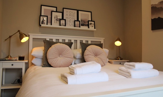 Bakewell Cottage | Cottage inc breakfast, sleeps 6