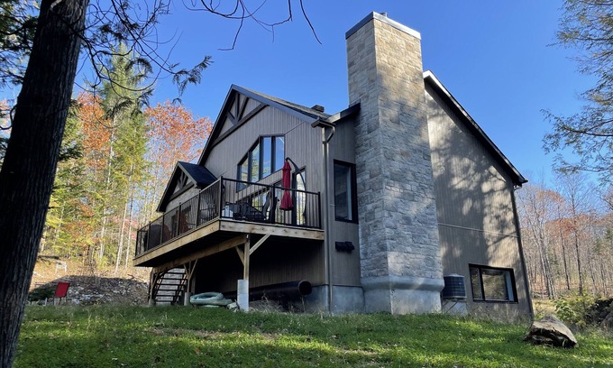 Val-des-Monts Cottage | Cottage/Lake House - New - Beautiful views - Clean and comfortable