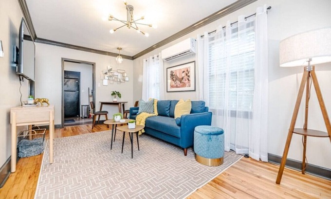 Southern Pines House | Cottage on Ridge- Short & Extended Stays