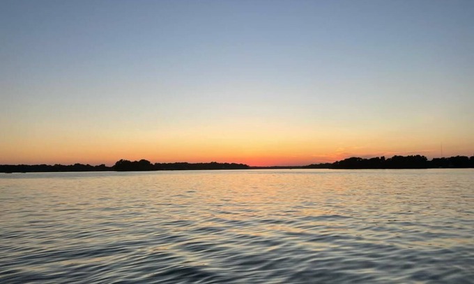Middleville Cottage | Cottage right on the lake; 2 separate properties available!