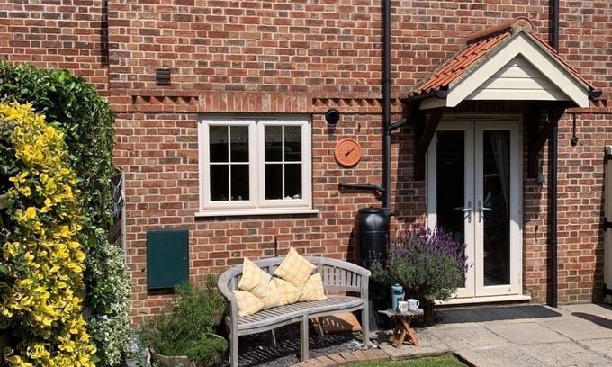 Heacham Cottage | Cottage Style Within A Modern “coastal” Themed Property With Log Burner