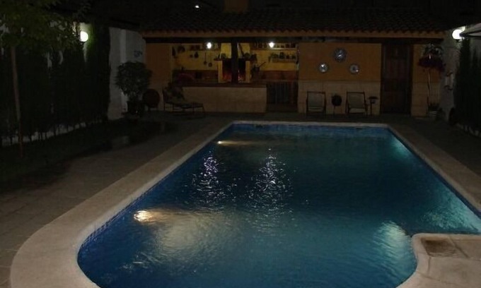 Motilleja Cottage | Cottage "Villa Parchis" for 12 people