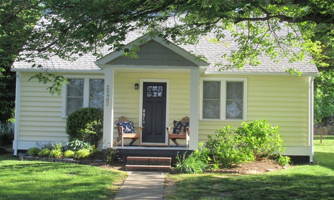 Rock Hall House | Cottage with Harbor and Chesapeake Bay View in Rock Hall, MD