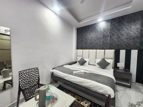 Paharganj Hotel | Cottage Yes Sir Dx