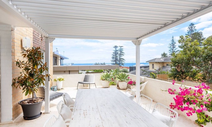 Cottesloe Apartment | Cottesloe Seadragon Apartment