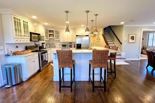 Cotuit House | Cotuit Mannor
