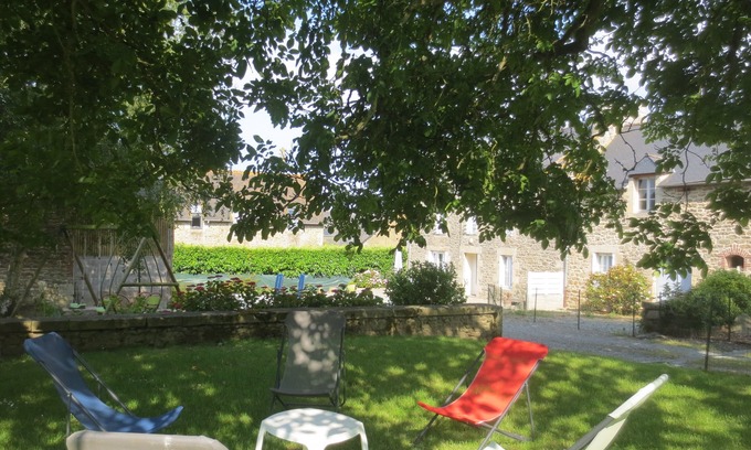 Crehen House | COUNTRY COTTAGE - 15 min. BEACHES - Near ST MALO/DINAN - 2/9 travelers