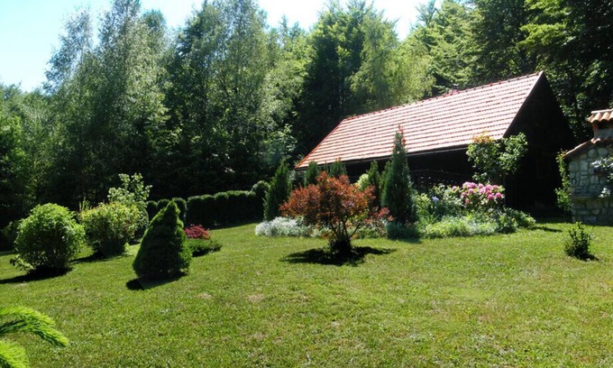 Lokve Cottage | Country Cottage near Crikvenica & Fuzine - 30 Mins to Beach - SAVE €200/week!