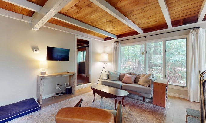 Tuftonboro House | Country dog friendly lake house w/access to beaches, tennis & pickleball