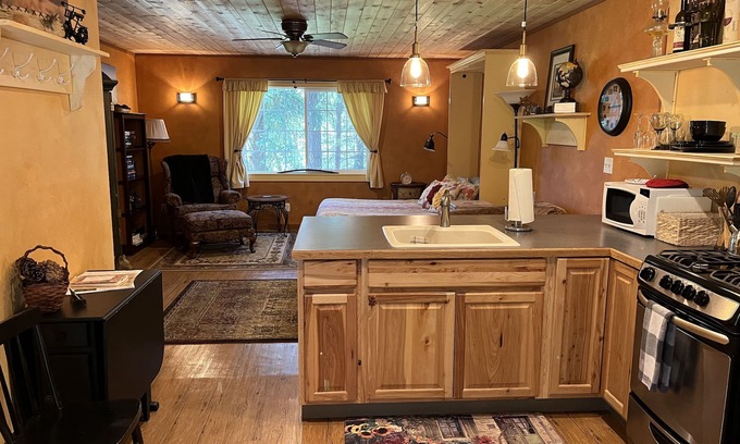 Summerville Apartment | Country Get Away