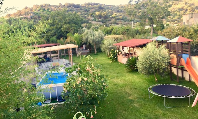Sant'Alessio Siculo House | Country house near the sea Luna