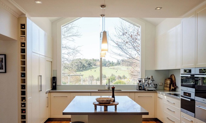 Nashdale House | Country home & garden | Edge of town | Orange