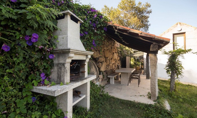 Alpendurada e Matos Cottage | Country home for 6 persons near the Douro river