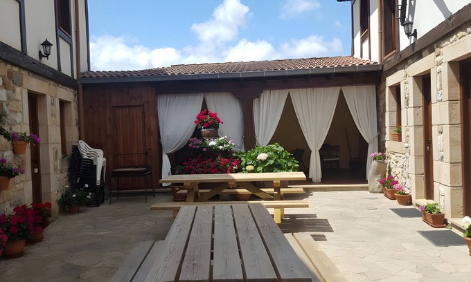 Castrejon de la Pena House | Country House 'Valle Tosande 2' with Mountain View and Wi-Fi