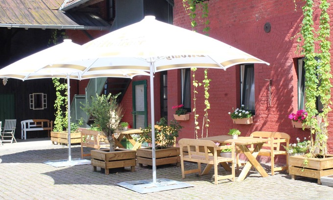 Juelich Apartment | Country house apartments with very good connections