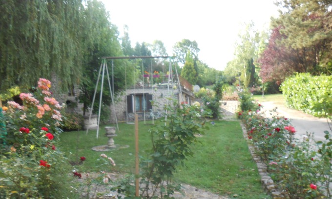 Saint-Pere House | country house at the foot of vezelay
