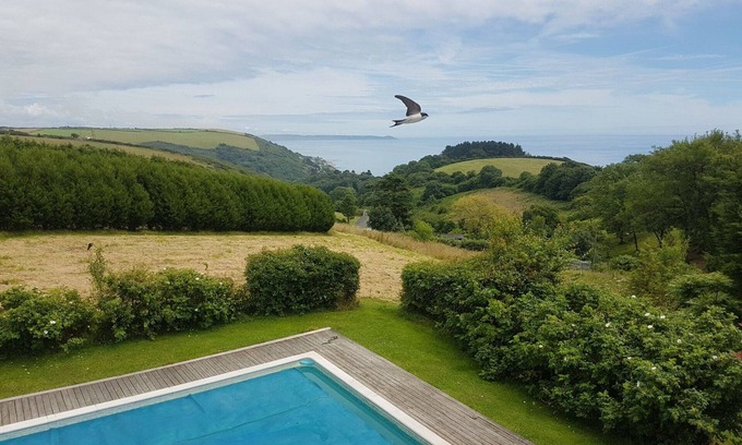 Looe Villa | Country House by sea with heated outdoor pool in 32 acres & stunning sea views