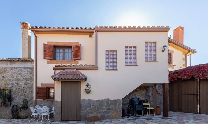 Manjabalago House | Country House 'Casa Siesta Y Brisca' with Mountain View, Private Terrace and Balcony