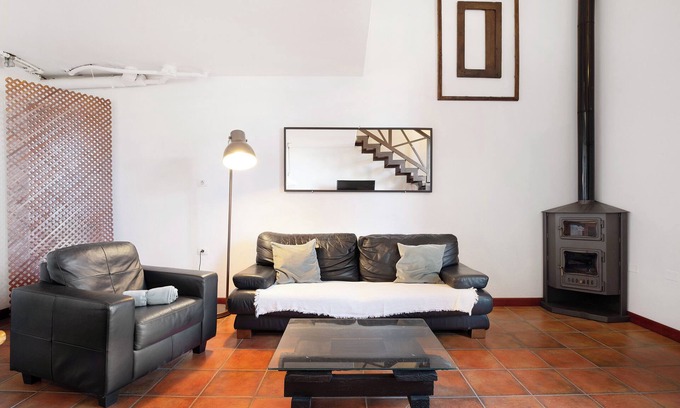 La Vegueta House | Country House 'Finca Emblemática - Nº4 Tamia' with Mountain Views, Shared Pool and Wi-Fi