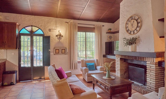 Hornachuelos House | Country House 'La Alcaidía' with Mountain View, Wi-Fi and Air Conditioning
