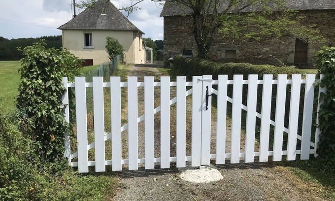 Sadroc House | Country house located in a small Corrézien village