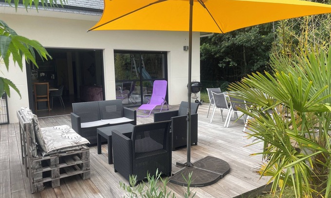 Landaul House | Country house near the sea