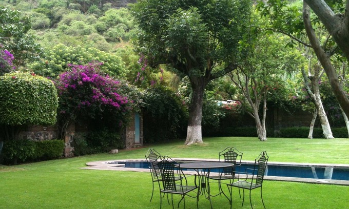 Malinalco House | Country House with Pool in Malinalco, Mexico, 12 guests