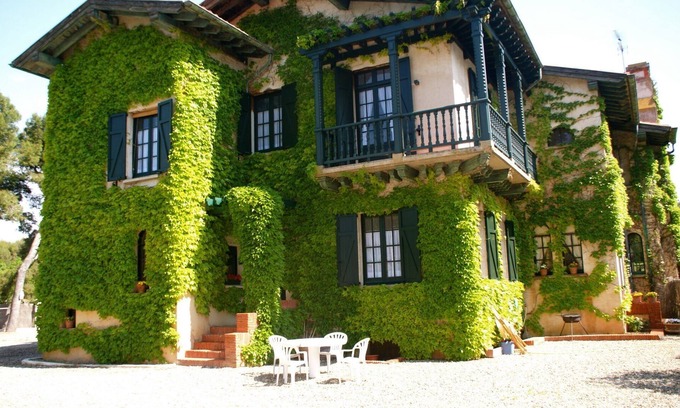 Milagro House | Country House With Pool