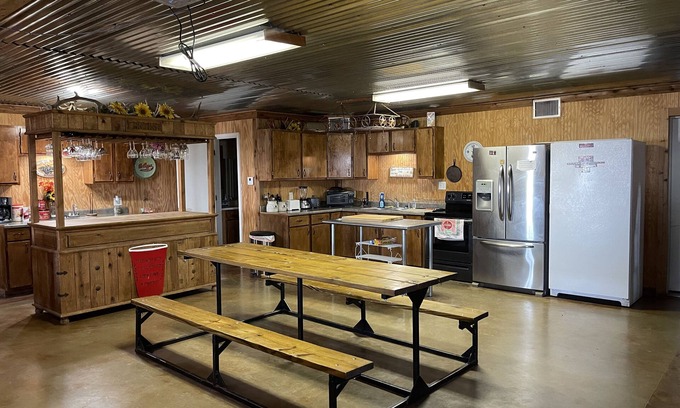 Wolfforth House | Country Hunting Lodge Barndo